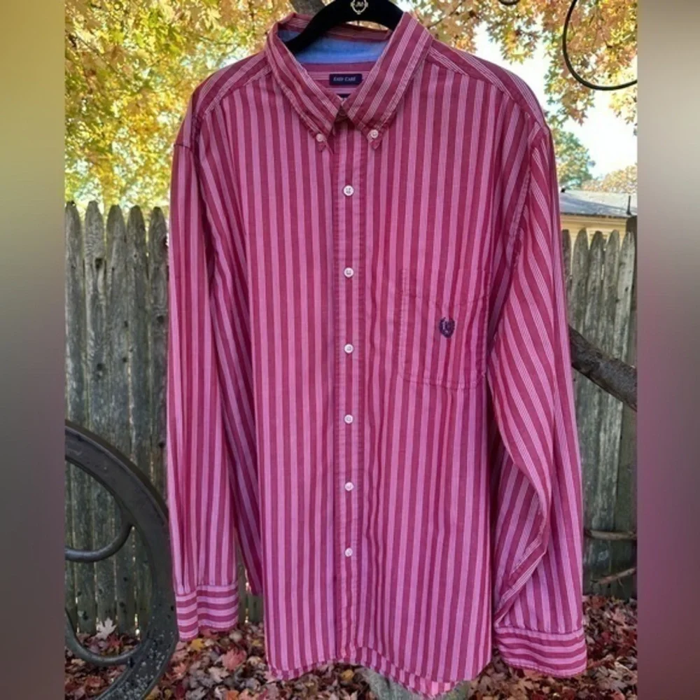 Chaps Men’s Button Down Long Sleeve Shirt (Red & White‎ Striped)